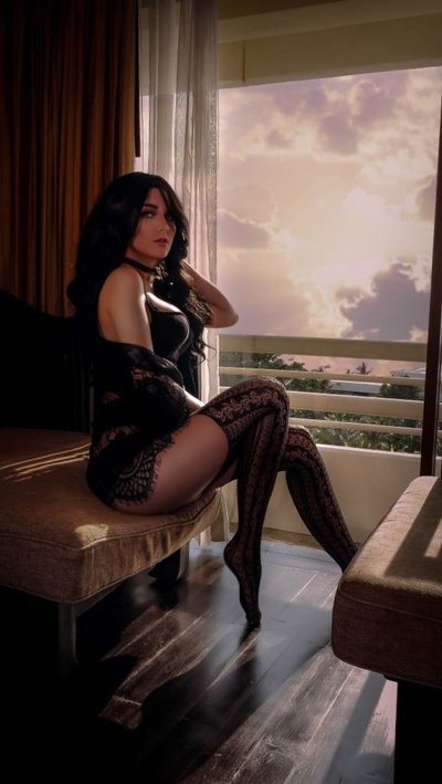 Ангелина Лин (ASMR KittyKlaw)
