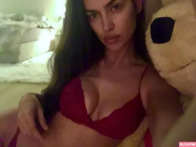 Ирина Шейк
